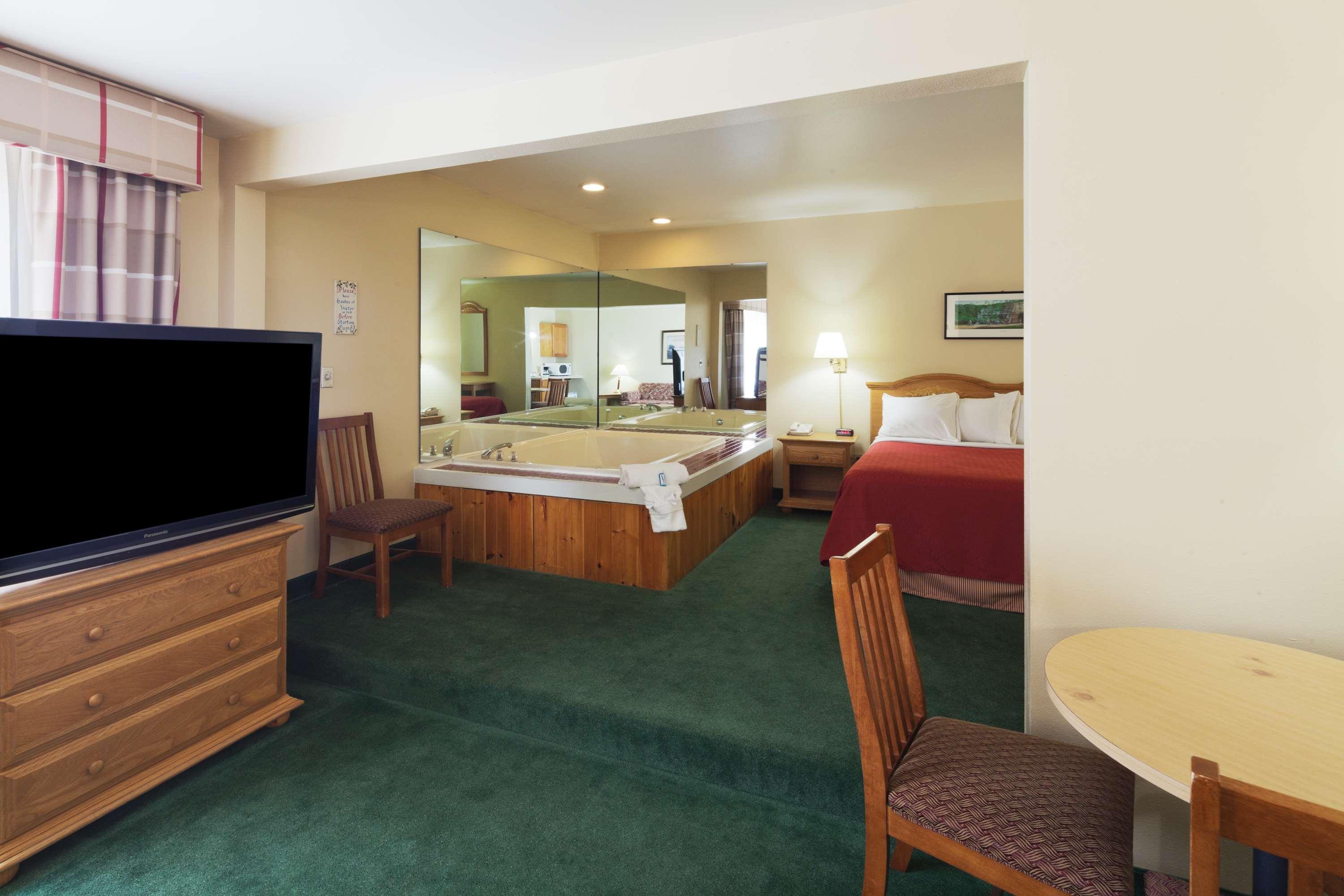 Country Inn & Suites By Radisson, Sparta, Wi Dış mekan fotoğraf